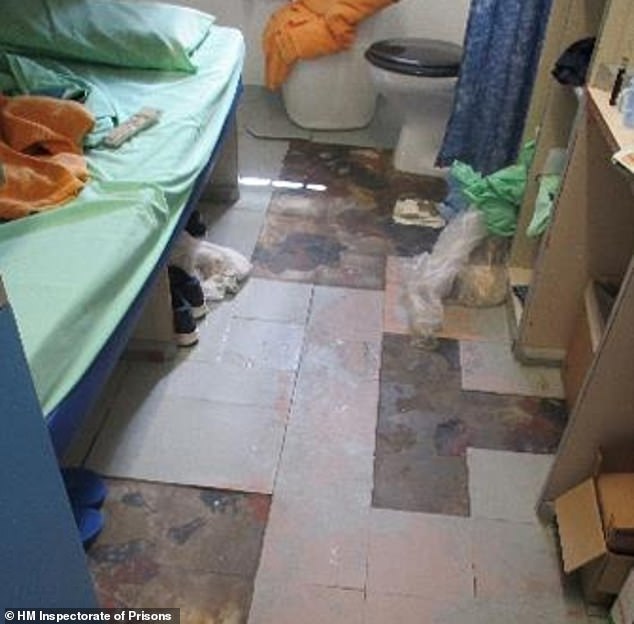 A prison cell photographed during the inspection.