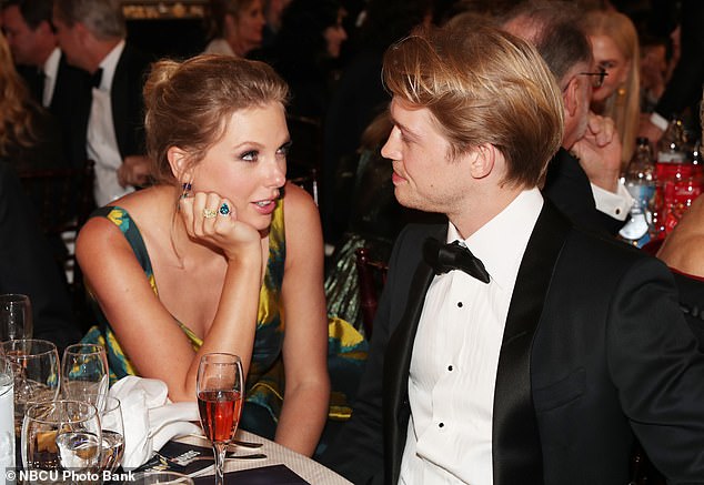 Joe photographed with Taylor in 2020 at the 77th Annual Golden Globe Awards