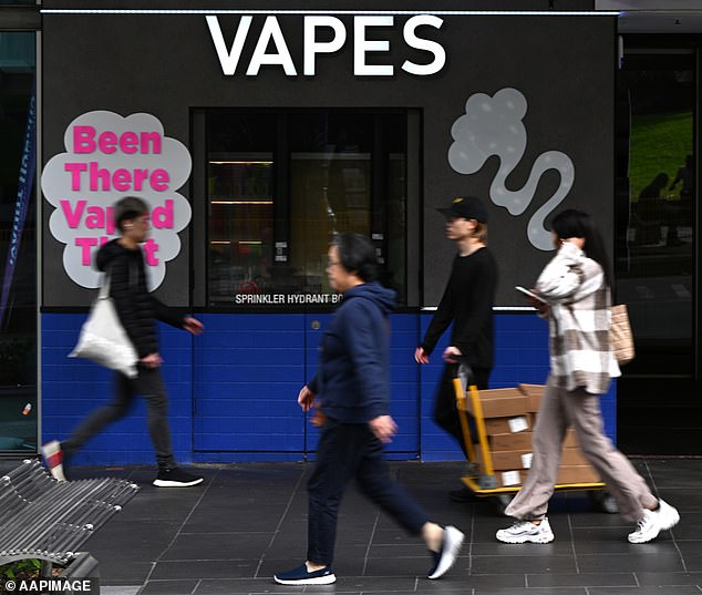 Alarming new research shows only three per cent of Australian vapers buy their products legally