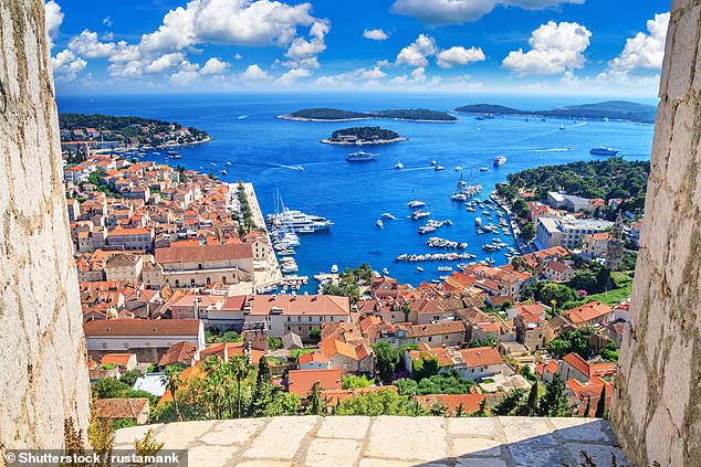 The travel writer Jo Knowsley described Hvar as a 