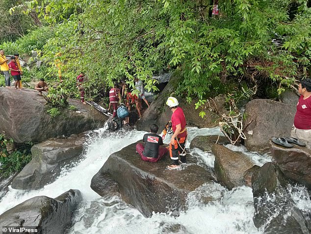 Rescuers removed the teenager's lifeless body from between two rocks the following morning.