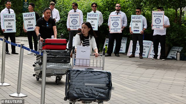 The Aircraft Mechanics Fraternal Association, which voted to strike Friday night, causing hundreds of employees to walk off the job