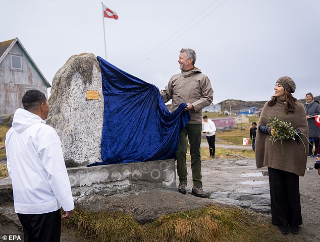 King Frederick X unveiled a memorial stone in honor of the 200th anniversary of the city of Attu