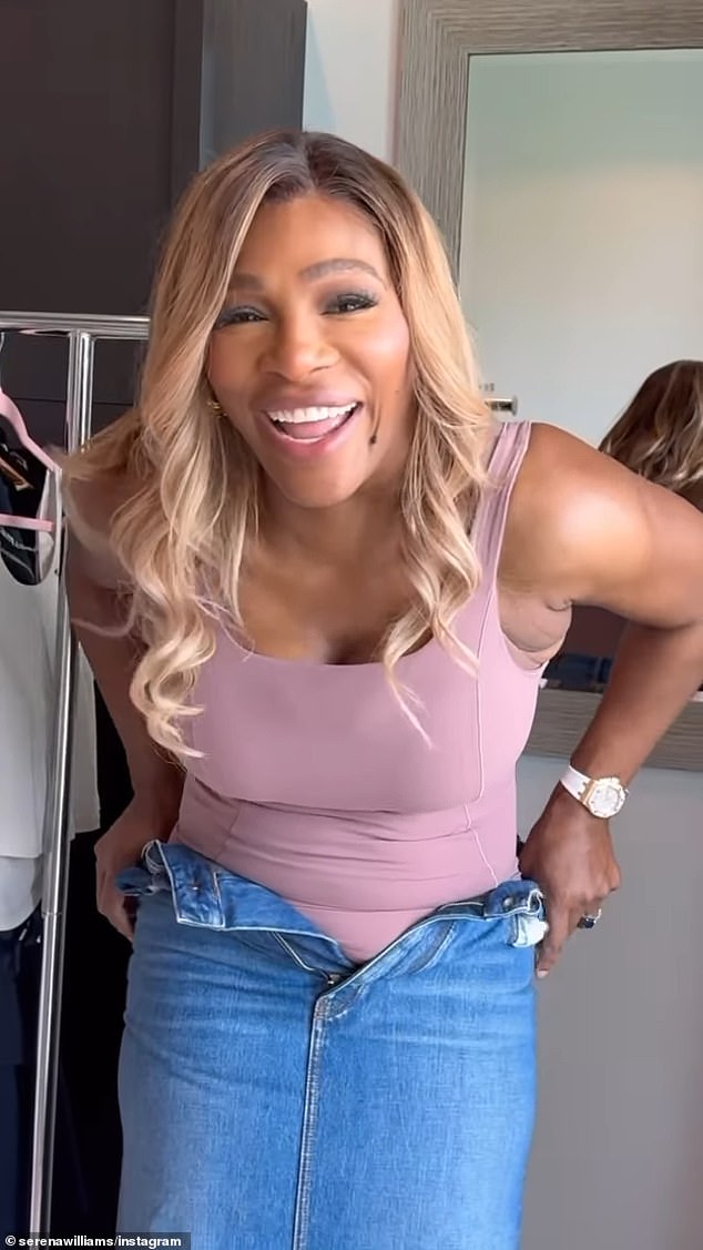 Serena proved she was one step closer to her weight loss goal as she was able to successfully put on the skirt this time around, although she still couldn't zip it up.