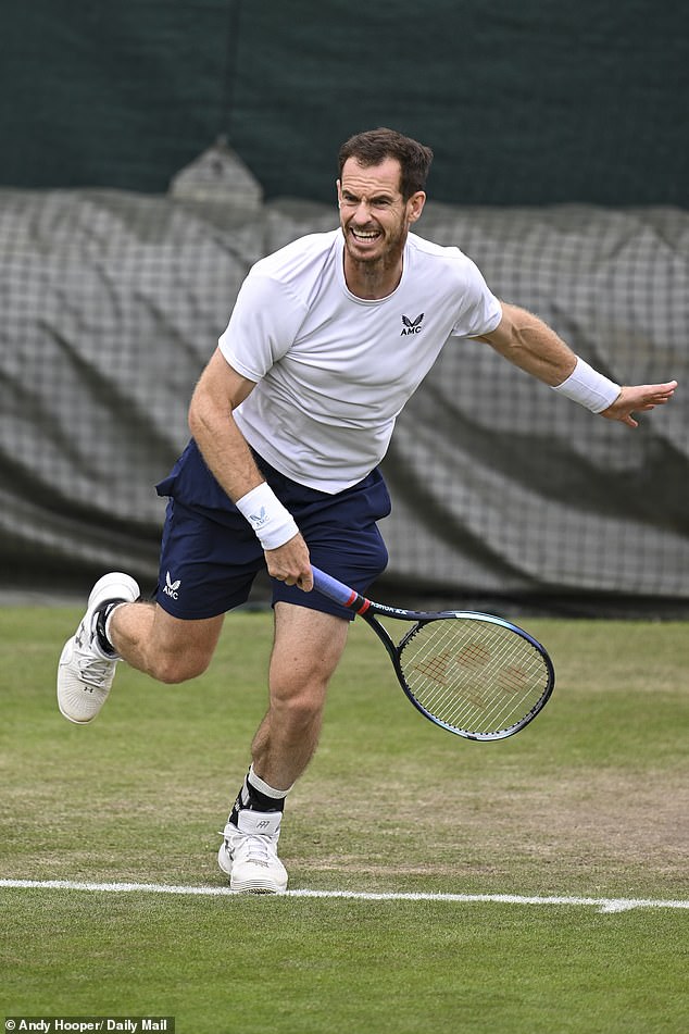 Murray practiced on Monday afternoon but decided today that he was not fit enough.