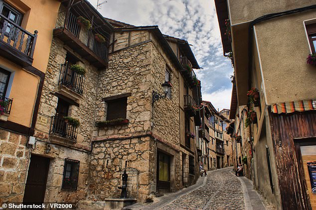 The streets of Frías are so narrow that they cannot be driven through by car: visitors must park outside the perimeter and use their legs to explore.