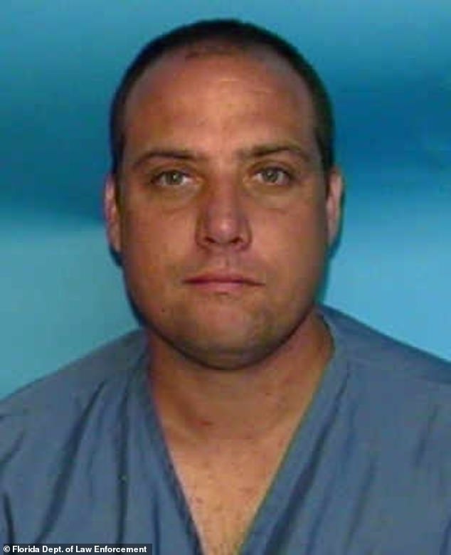 In November 2007, Whiddon was also arrested after robbing a bank in Augusta, Georgia, of just over $4,100.