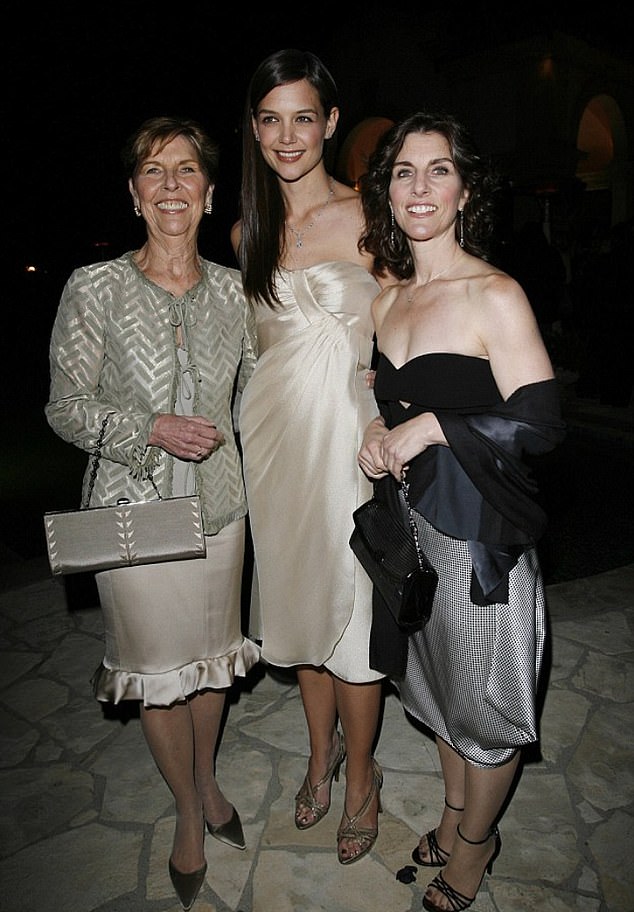 Tom Cruise's mother Mary Lee with ex-wife Katie Holmes and Tom's sister Marian in 2007