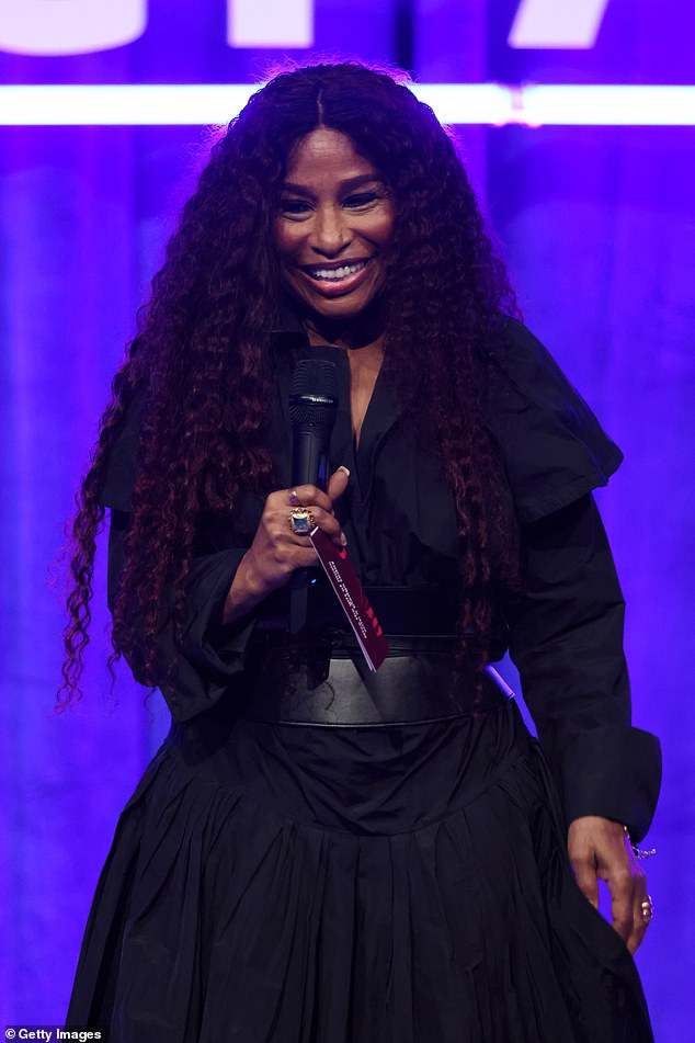 Chaka took the stage as she performed during the ceremony.