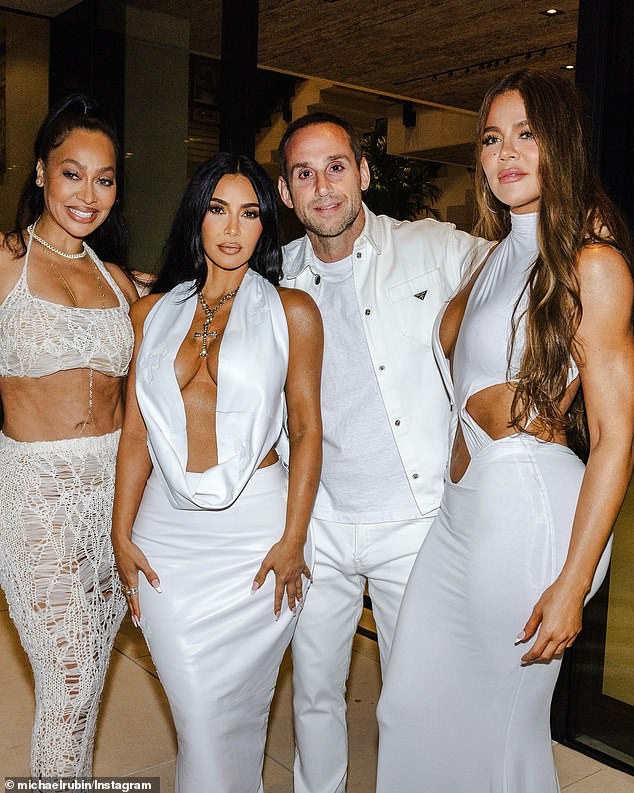 400 of Hollywood's most notable personalities attended the business mogul's fourth annual Independence Day bash, and he spared no expense in dazzling his A-list guests, including Kim Kardashian, Tom Brady, Megan Fox and more.