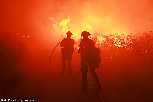 1720299054 227 Massive wildfire breaks out in California scorching 5000 acres and