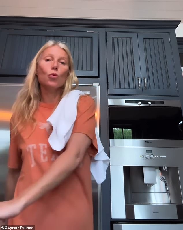 With a white towel draped over her shoulder like a professional chef, the star demonstrated to her 8 million followers how to prepare a lobster omelet and potato hash for a loved one.