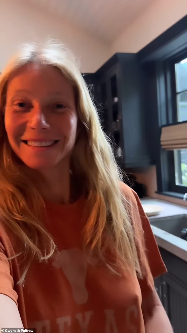 1720315359 510 Gwyneth Paltrow makes lobster omelet in new cooking video after