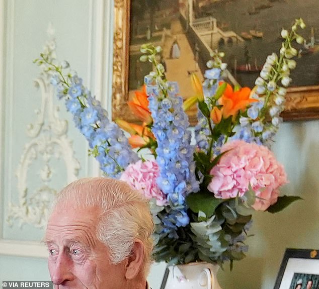 1720331008 664 Inside the Private Audience Room at Buckingham Palace where Keir