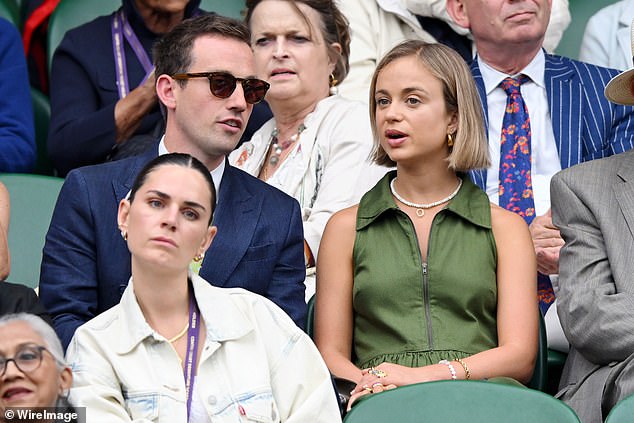 Amelia, who is 43rd in line to the throne, wore neutral makeup that enhanced her natural beauty.