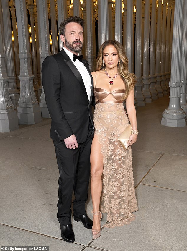 Although both Lopez and Affleck have been seen wearing their wedding rings more consistently, divorce rumors still continue as it was recently reported that their early marriage 