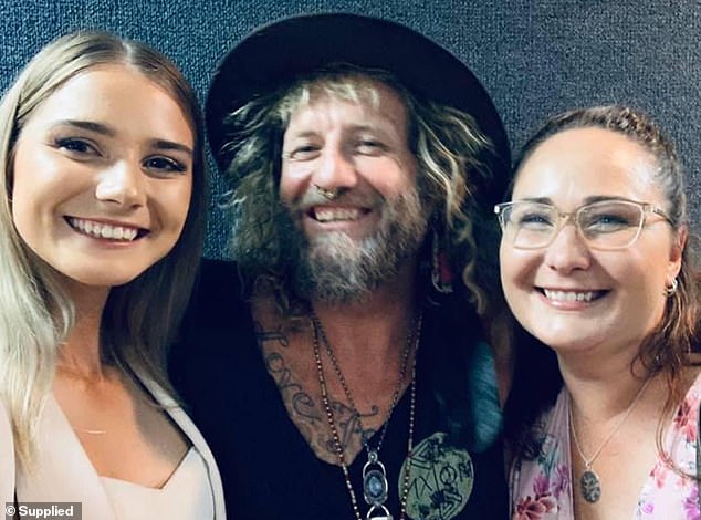 Pictured are Olivia, Denim Cooke and their mother Jill Rapmund.