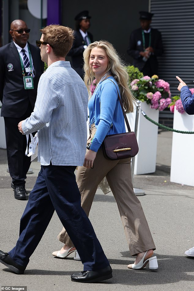 Anais completed the look with a pair of high-waisted beige trousers and sported £1,000 Prada slingback shoes.