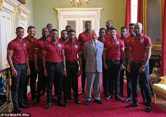 And he expressed his gratitude on receiving a shirt signed by all the players, although he indicated - touching his back and making a face - that he was a little old to wear it in competition.