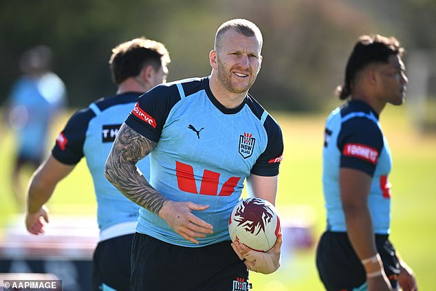 Barnett decided to help his NSW Blues teammates prepare for Origin I