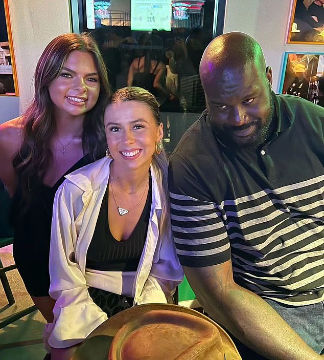 Shaquille O'Neal (right) and Welch (center) had one of the most unlikely connections you'll ever see in Nashville.