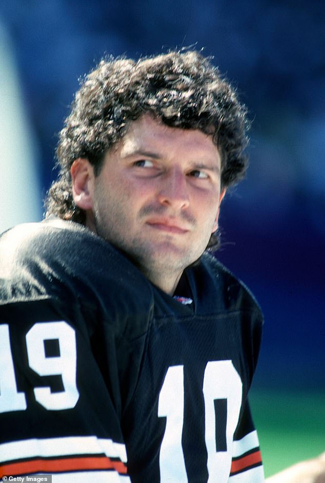 Kosar was selected by the Browns with the first overall pick in the 1985 supplemental draft.