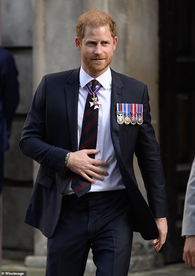 The 39-year-old duke will receive the Pat Tillman Award on Thursday evening, despite some critics saying he is not a worthy recipient of the military honour.