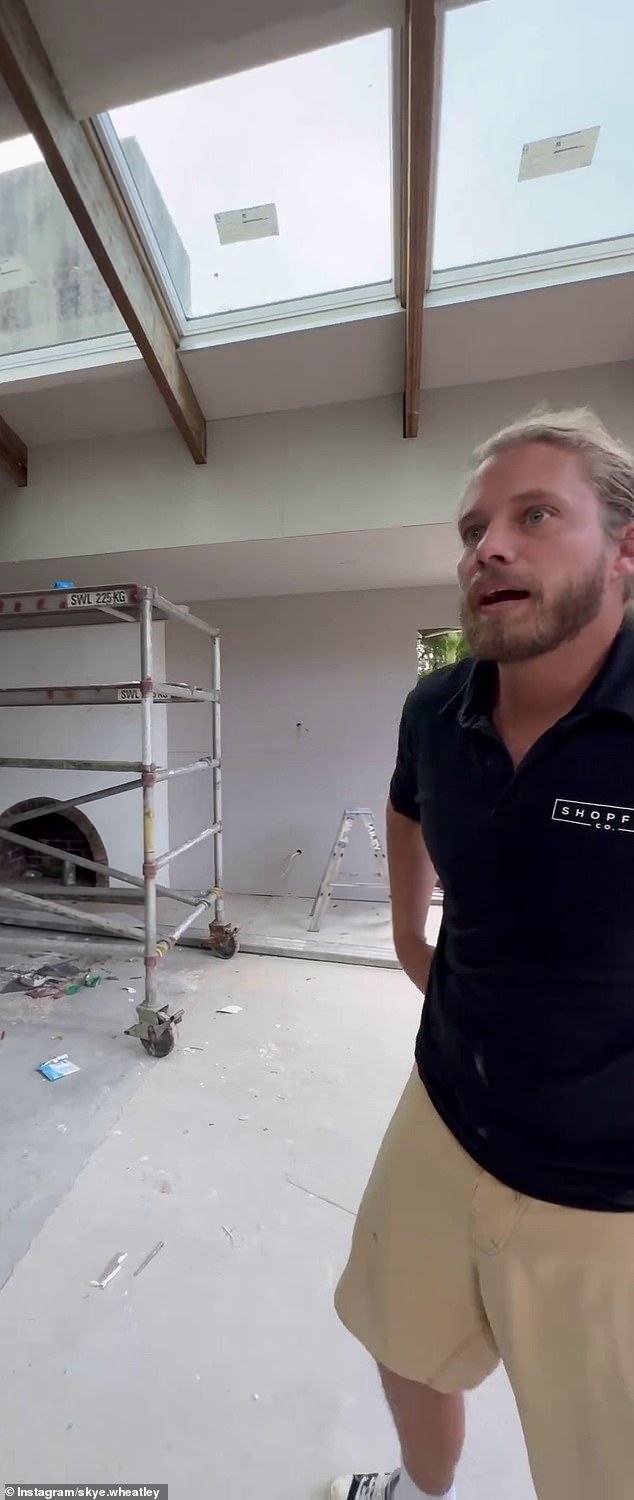 The 30-year-old influencer shared a stunning video on Instagram on Friday that captured Lachlan taking Skye on a tour of the renovation work on his in-development mansion.