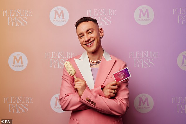 The Eurovision singer surprised fans with a last-minute gig in Shoreditch, London, on Friday as he celebrated the launch of the Magnum Pick Up Your Pleasure campaign.