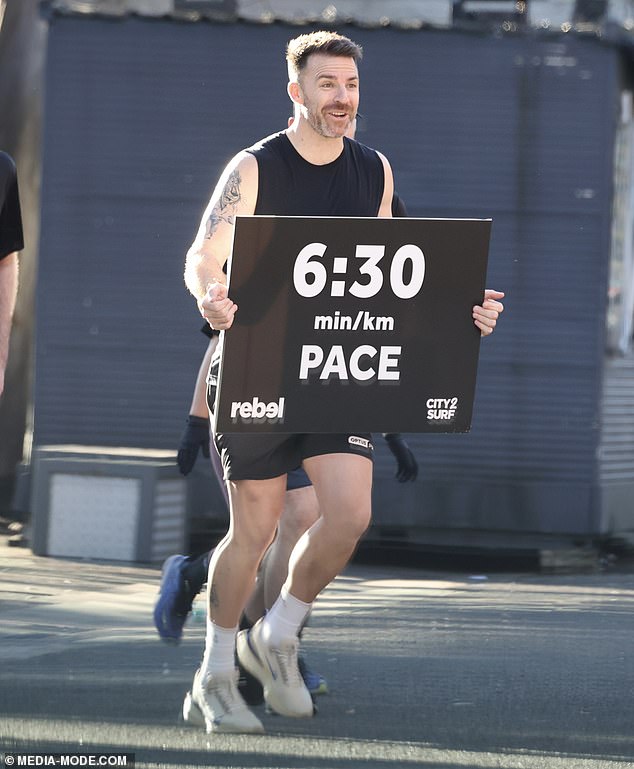 Sporting an all-black ensemble, Todd donned a tank top and shorts as he flaunted his very muscular legs.