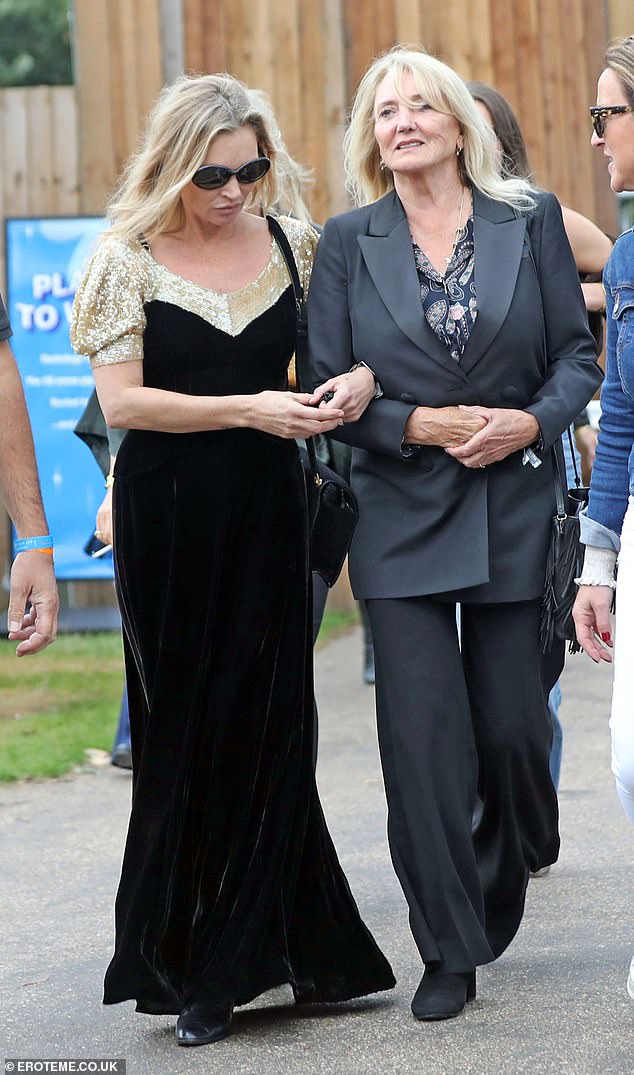 She and Linda arrived in style at the event in Hyde Park.