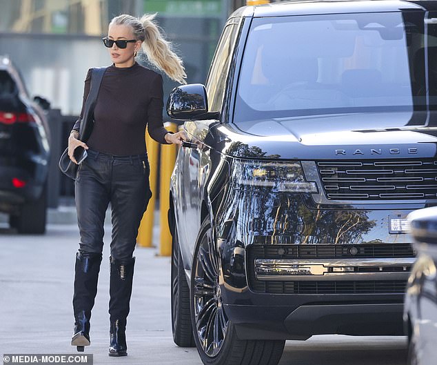 Jackie drove her luxury Range Rover during the excursion.