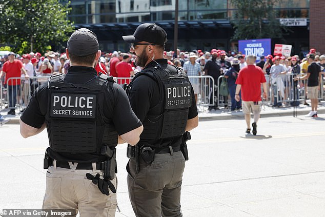 The Secret Service was keeping watch on the crowd that gathered outside Trump's rally site on Saturday. Federal, state and local law enforcement were on the scene to ensure the safety of the rally.