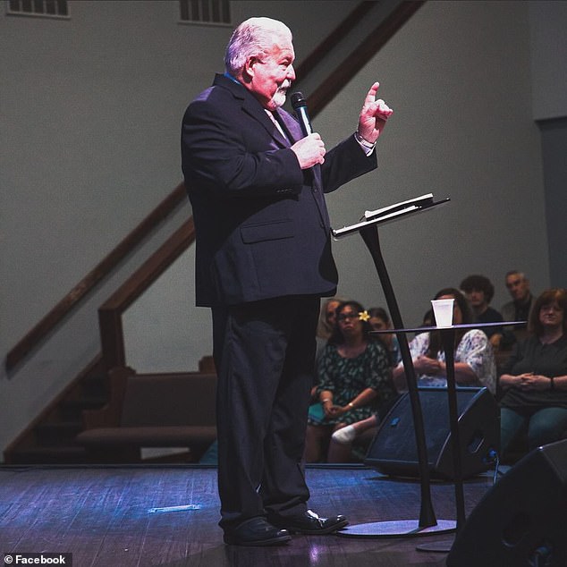 Kendrick and Kelse lived with their children in a garage apartment on the rural property of Kendrick's grandfather, Allan. Allan is the pastor of Oasis of Praise Church (pictured here preaching there).