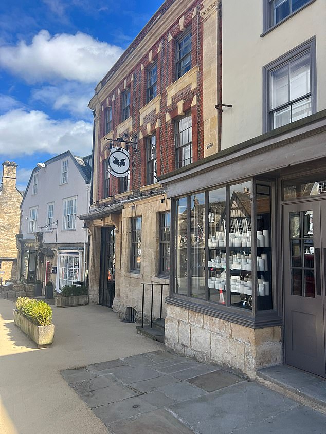 Bull in Burford was created by Matthew Freud and even has a poker table donated by Luther actor Idris Elba.