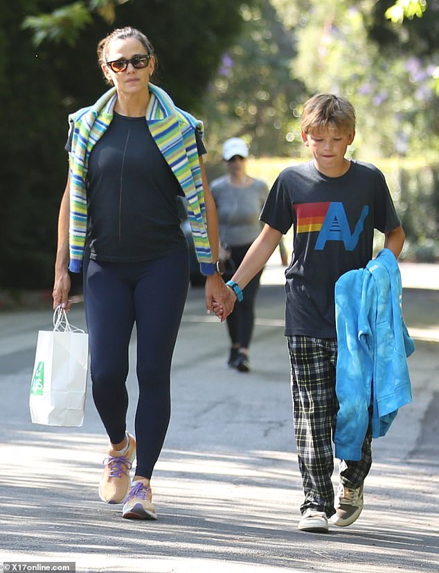 Garner was also spotted out with her son Samuel on Saturday.