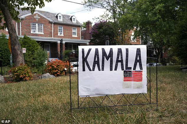 A handwritten sign appeared on a Washington lawn in support of Kamala