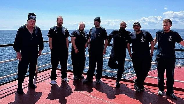 Canadian fishermen who were lost at sea for nearly three days managed to survive by keeping their spirits up aboard their life raft.