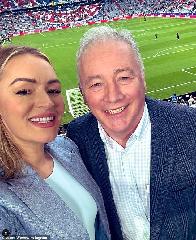 Laura's latest snap saw her pose with former footballer Ally McCoist for a selfie, but she kept the camera on their faces and away from her stomach.