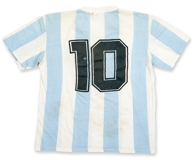 The shirt is valued at between £620,000 ($800,000) and £926,000 ($1.2 million) and will be sold by Sotheby's.