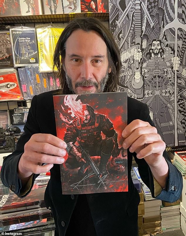 Explaining why he decided to let his collaborator write the story, Keanu revealed that he was thrilled when his favourite author handed him a copy (pictured with his comic).