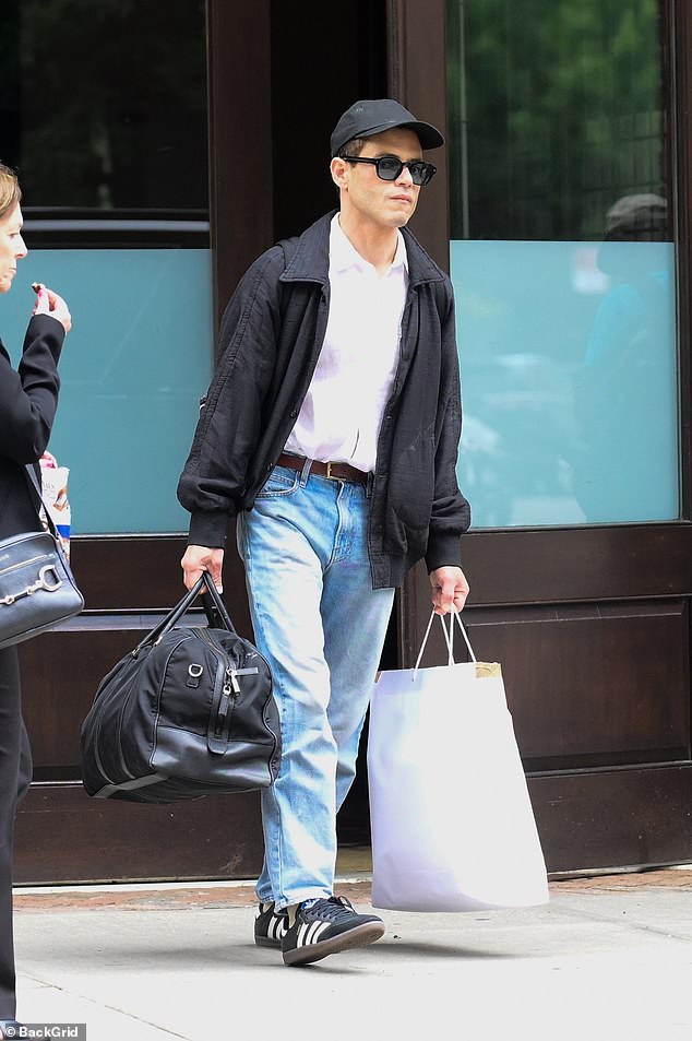 Rami also showed off his laid-back sense of style as he left his hotel.