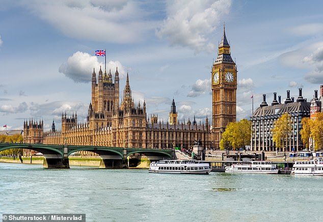 Ed rowed around London on his journey, where he passed by the Palace of Westminster and under Tower Bridge.