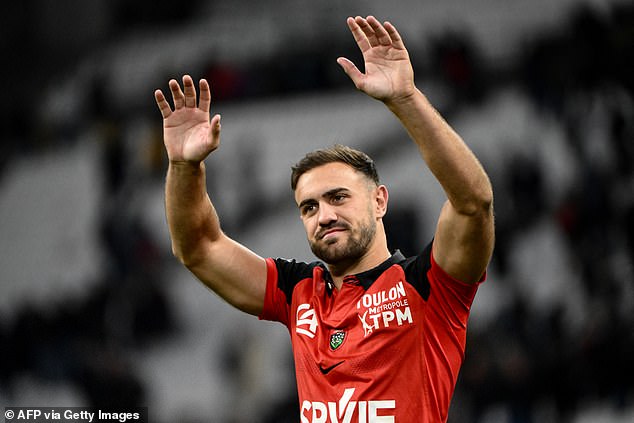 The 25-year-old shared the clip on his Instagram account after kicking a penalty in France's 28-13 win over Argentina on Saturday.