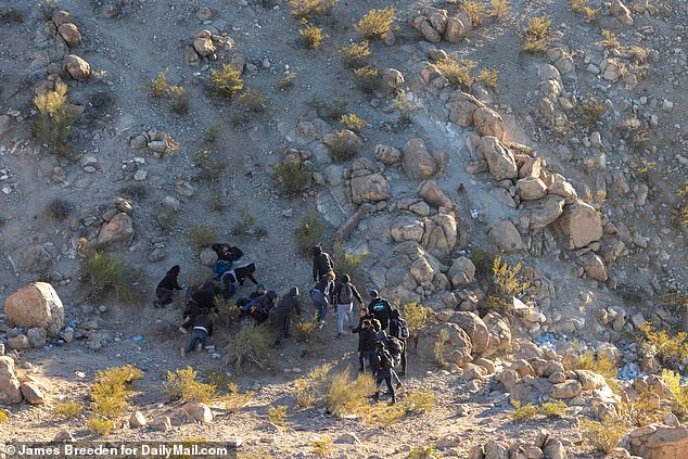 Illegal immigrants are once again taking to the hills of Monte Cristo Rey after deciding that their chance of entering the United States would be thwarted by Border Patrol.