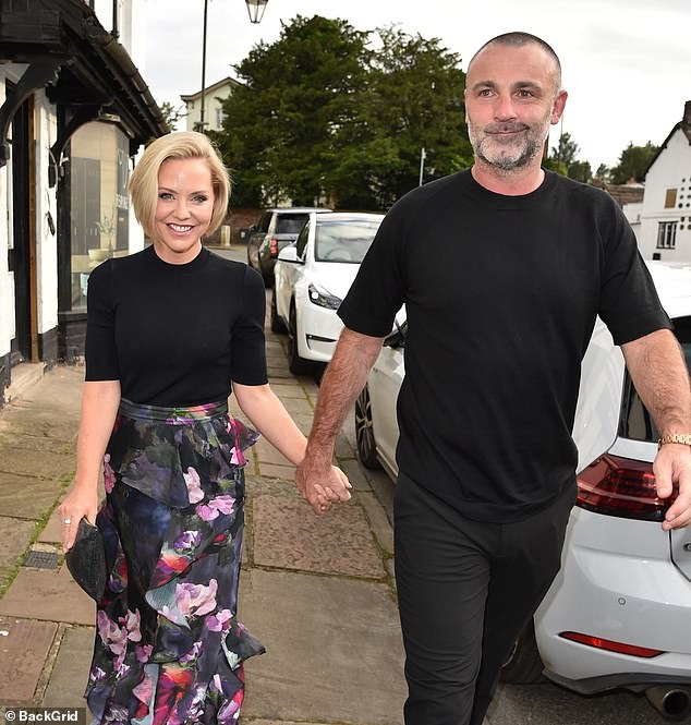 1722184001 453 Hollyoaks Stephanie Waring shows off her gorgeous wedding ring as