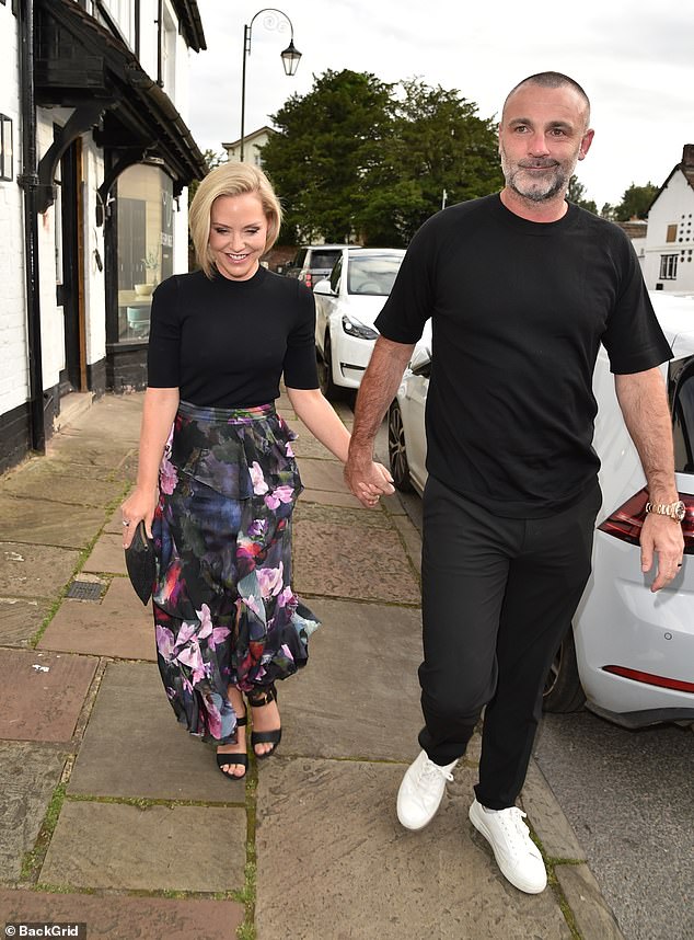 1722184002 204 Hollyoaks Stephanie Waring shows off her gorgeous wedding ring as