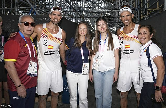 Princess Leonor and Sofia pose for a group photo with the president of the Spanish Olympic Committee (on the left)