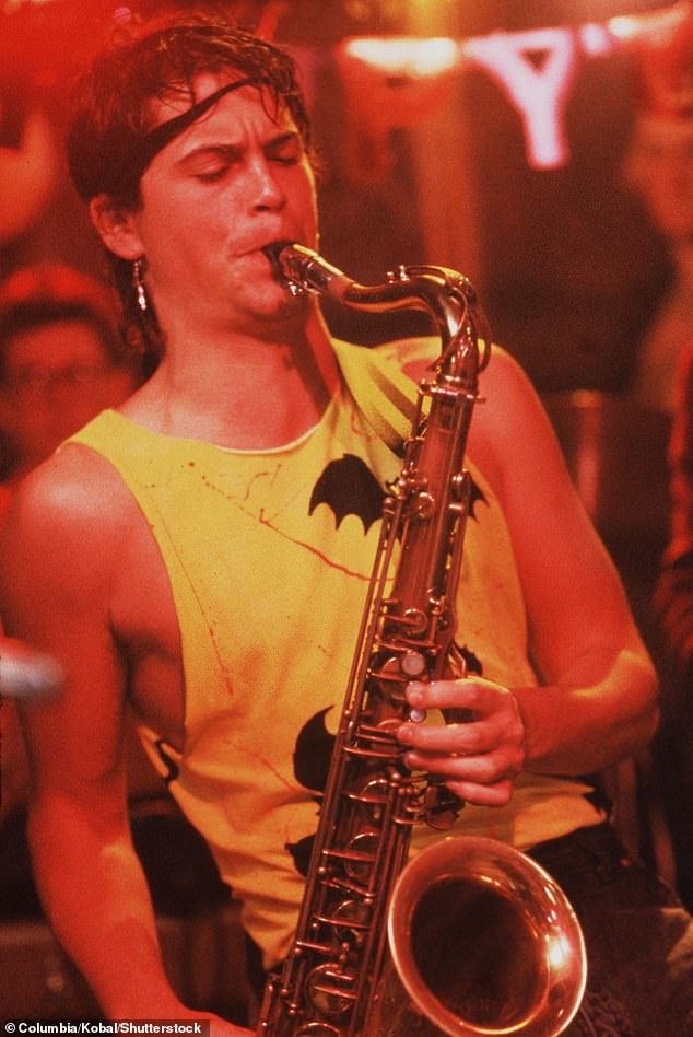 Rob, who made his saxophone-playing impression famous, beat out Robert Downey Jr. for the role of womanizer Billy 'The Kid' Hicks by turning up to his audition with a six-pack of Heineken beer.