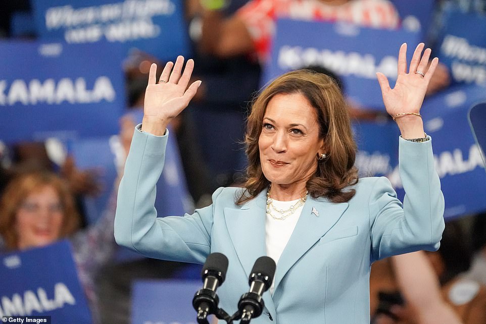 There were 10,000 people cheering Harris on Tuesday night as she trudged into the Georgia State Convocation Center, desperately trying to rally the state of Georgia to her side.